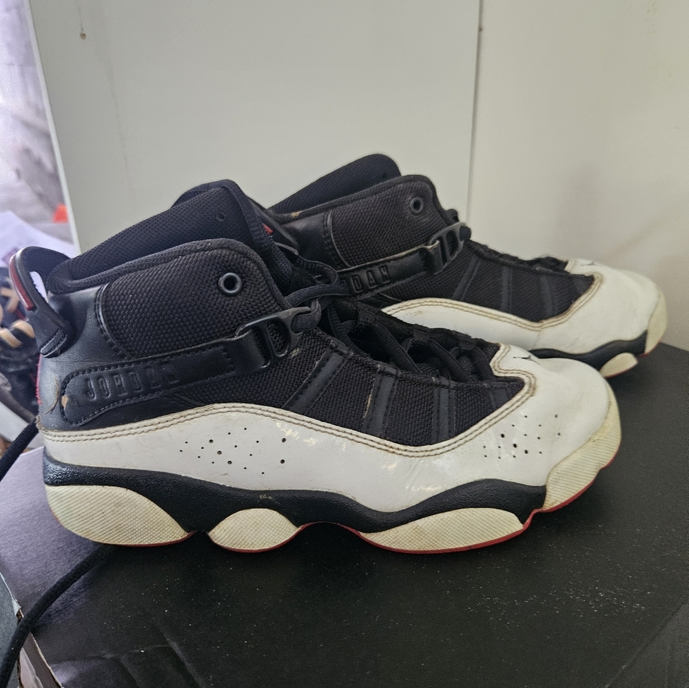 Jordan sneakers youth